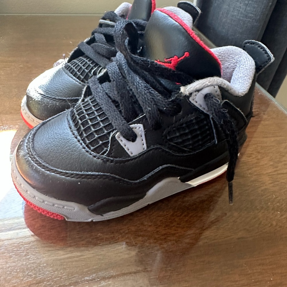 Toddler Jordan Sneakers Black and Red Size 7C